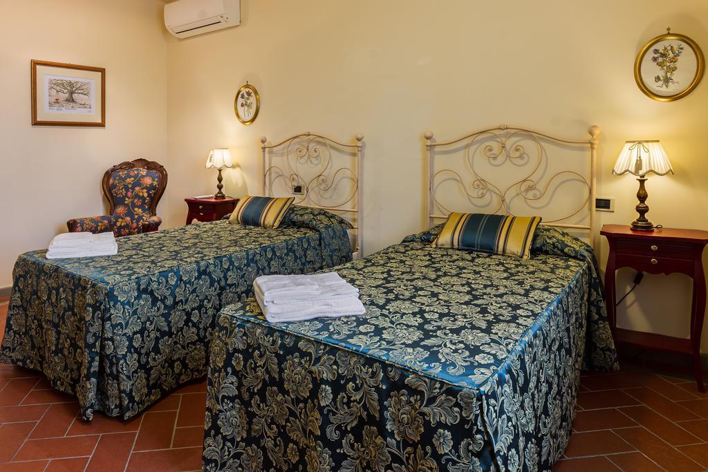 Villa Colombai Orentano